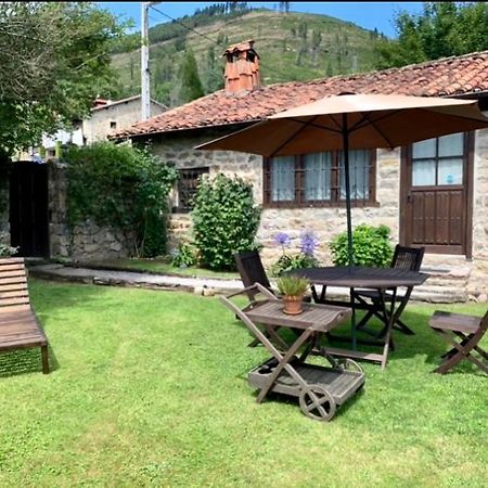 La Casita De Cuestallano Renedo De Cabuerniga Exterior foto